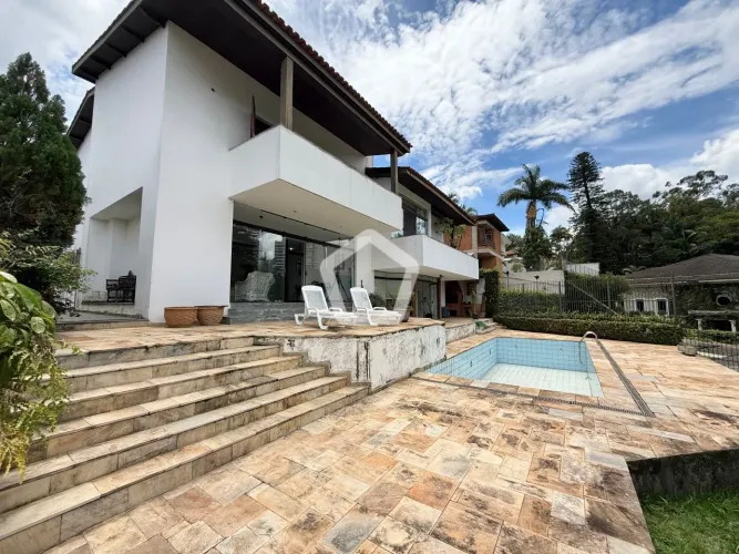 Casa a Venda no Jardim Guedala / Morumbi