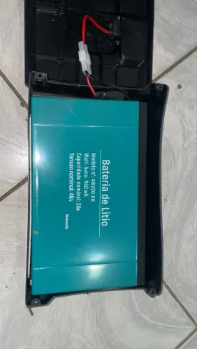 Bateria de lítio Bikelandia XB2 48 V 20 Ah ? ótimo estado