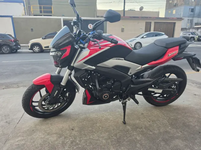 BAJAJ DOMINAR 250