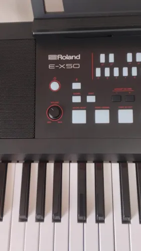 Teclado musical ROLAND -EX50 Profissional estado de Novo