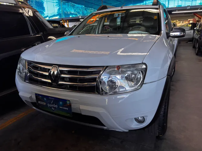 Renault Duster Dynamique 2.0 Hi-flex 16V Aut. 2015