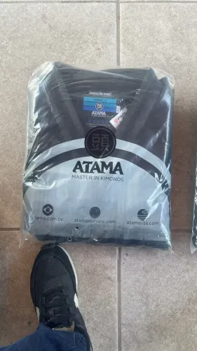 Kimono Atama Mundial 10 Preto Tamanho A6 LACRADO
