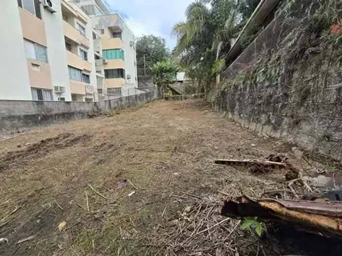 Coqueiros terreno próximo Super Mercado Imperatriz