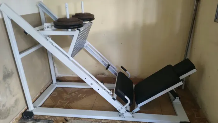 LEG PRESS 45° USADO