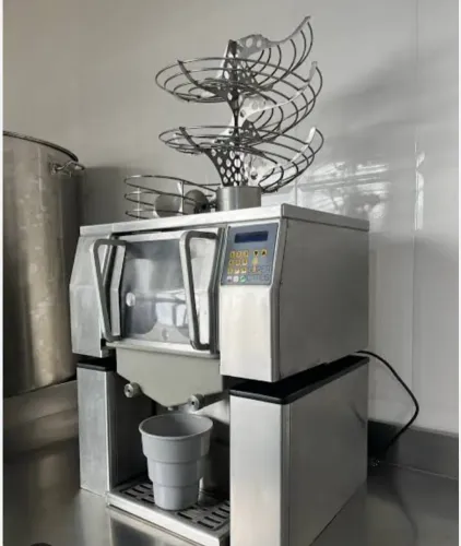 Vendo máquina suco