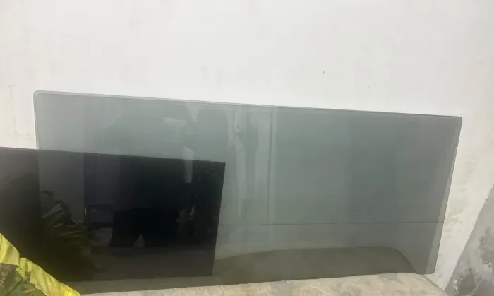 Vende se tampo de vidro temperado para Mesa Retangular/ Fumê
