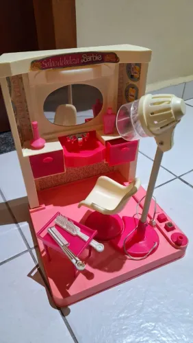 Salão de beleza da Barbie antigo, interesse a colecionadores