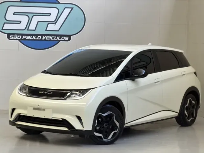 BYD Dolphin EV (Elétrico) 2025