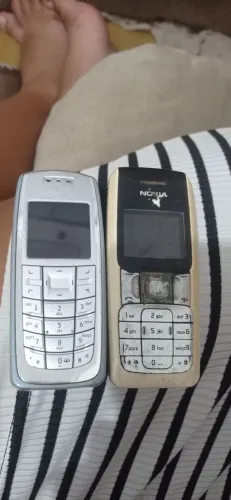 Vendo esses dois celulares Nokia das antigas por r$ 60