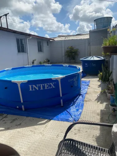 Piscina intex 6 mil litros 