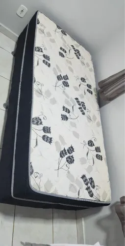 Cama solteiro 