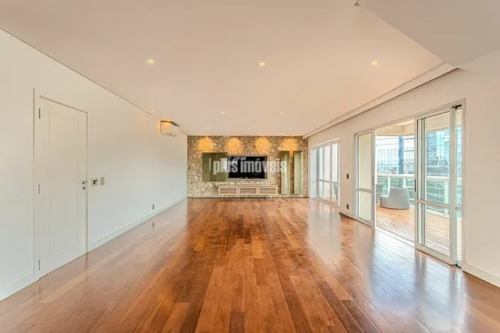 Cobertura com 4 Quartos e 5 banheiros à Venda, 352 m² por R$ 15.000.000