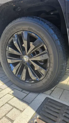 Par de Pneus ALL TERRAIN A929 APLUS P 275/55R20 em perfeito estado 