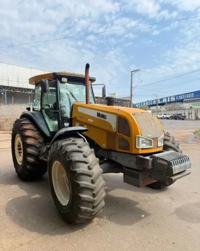 Valtra BH180 (4x4) 180cv, Ano: 2012.