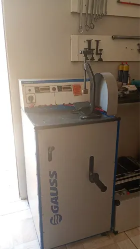 Máquina de teste de alternadores