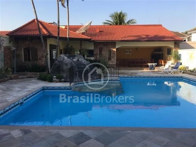 Casa de Condomínio à venda com 600,00m² e 4 quartos em Jacarepaguá, Rio de Janeiro - rj