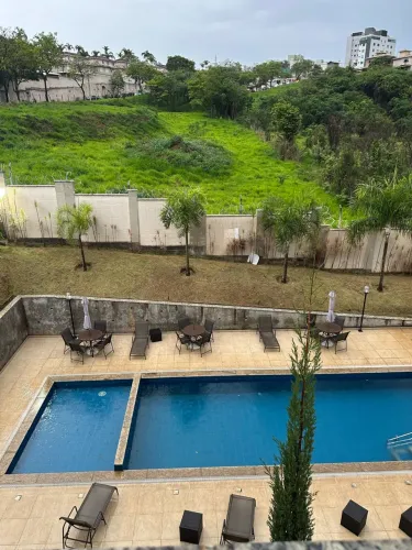 Aluga-se apartamento bairro Cabral Contagem
