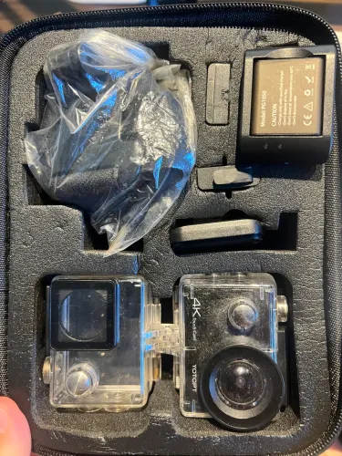 Câmera de ação YotoPT 4K + kit 