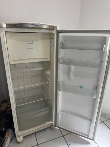 Geladeira consul