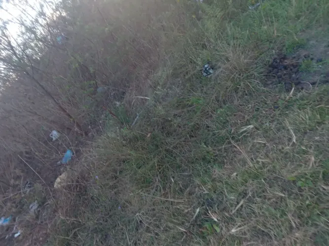 Vendo terreno no guajara 7 po 25 na rua 1 próximo a antiga delegacia 