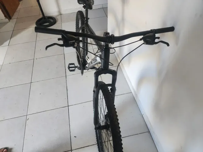 Bicicleta aro 29 gts quadro alto