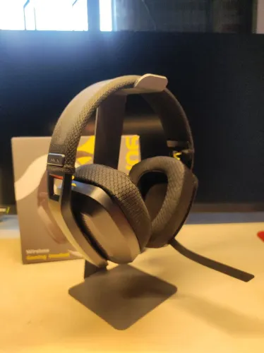 Headeset gamer binnune wireless 2.4ghz.(Novo)