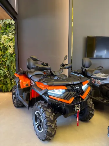 Quadriciclo Loncin XWolf 700L 4x4 2025 | 800 km | Impecável