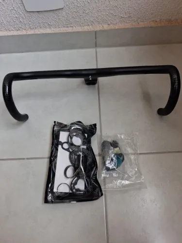 Guidão integrado em fibra de carbono Syncros Creston iC SL (Réplica / OEM)