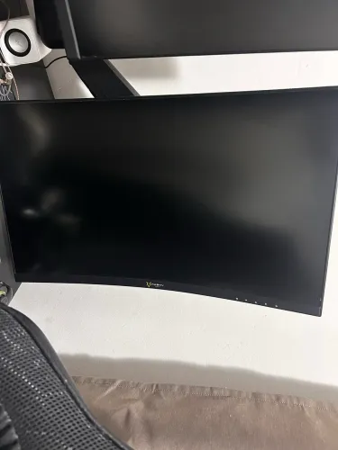 Monitor husky 165hz, 1ms, curvo