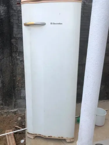 Geladeira Eletrolux