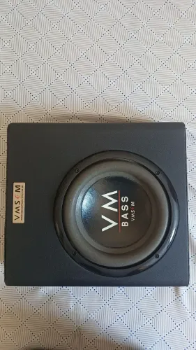 Caixa de som subwoofer nova