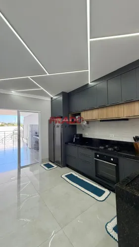 Casa à venda em Maringá, Jardim Imperial II, com 3 quartos, com 162.86 m²