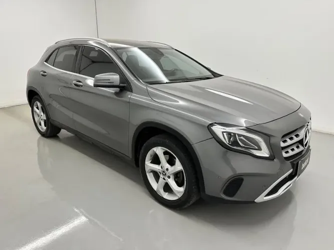 Mercedes-Benz GLA 200 Adv. 1.6/1.6 TB 16V Flex Aut. 2018