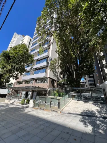 Aluguel Anual Centro Rio Branco 2 quartos com cozinha planejada