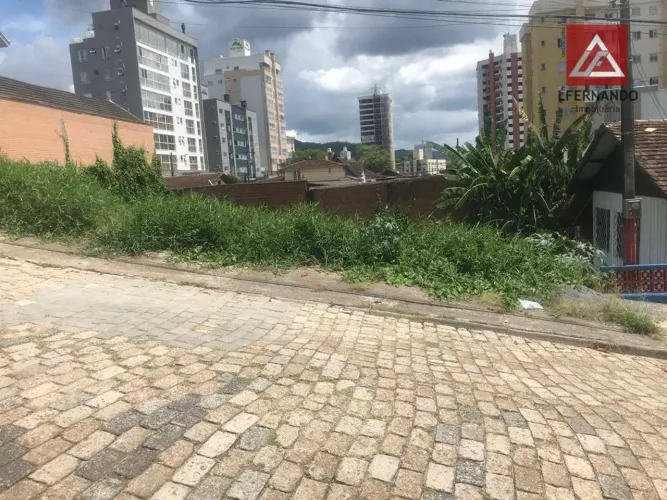 Terreno à venda, 395 m² por R$ 680.000,00 - Velha - Blumenau/SC