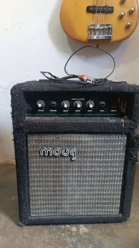 Amplificador para contrabaixo 