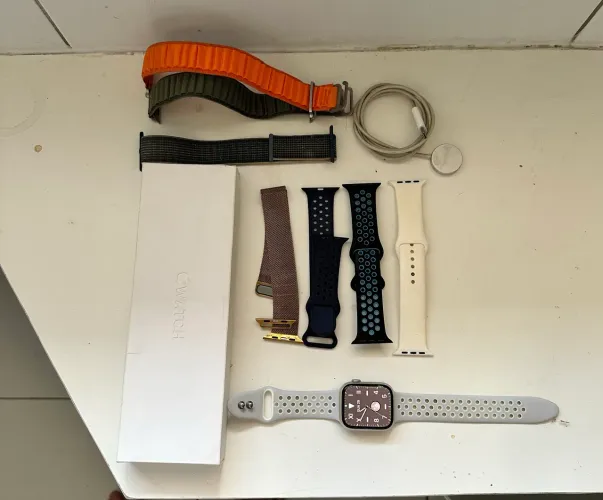 Apple Watch Series 8 Prata 42/5mm