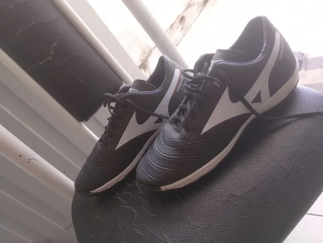 Chuteira society - mizuno morelia club