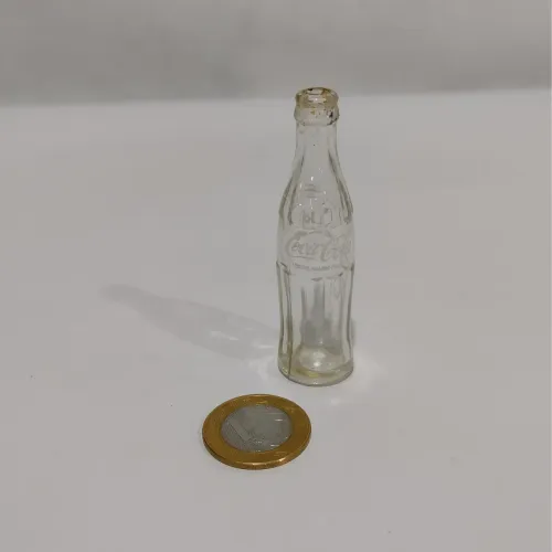 Miniatura garrafinha Coca Cola em vidro