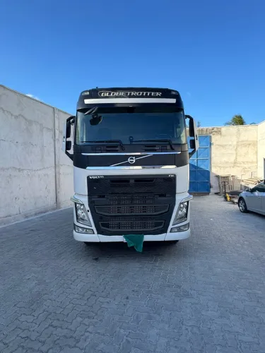 VOLVO FH 460 GLOBETROTTER