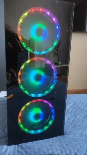 PC Gamer Ryzen 7 5700X + RTX 3060 12GB