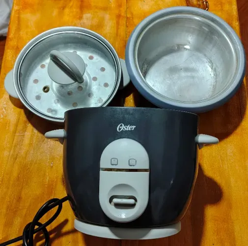 Panela Elétrica de Arroz Oster Facile
