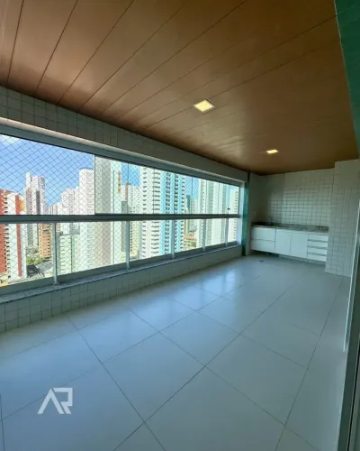 Apartamento de Alto Padrão à Venda com Projetados e em Andar Alto no Jardim Luna