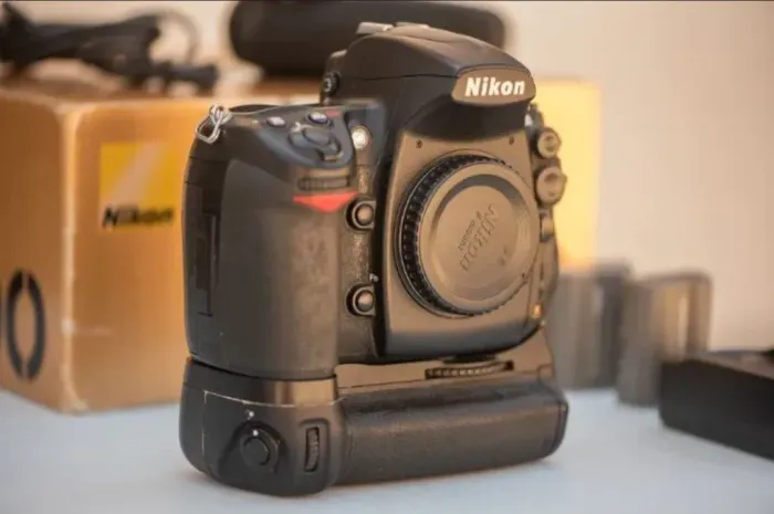 Nikon D700 50k clicks