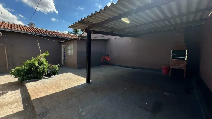 Casa com Área de Lazer  4 Quartos (1 Suíte)  Bairro Estados Unidos