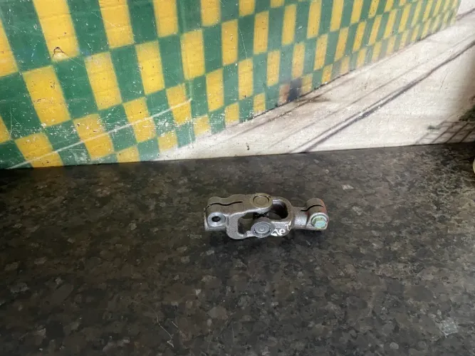 Cruzeta inferior coluna de direção Toyota Etios 2012 a 2019