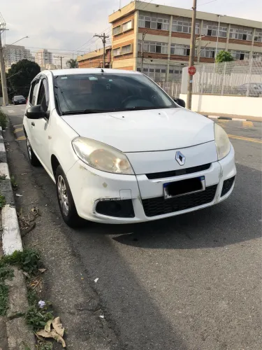 Renault Sandero Authentique Hi-flex 1.0 16V 5P 2012