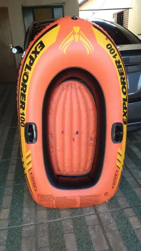 Bote inflavel para piscina