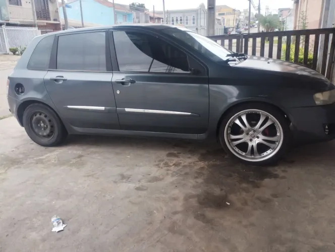 Fiat Stilo 1.8/ 1.8 Connect 8V 103cv 5P 2003