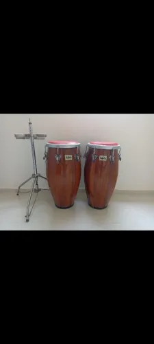 Par de Congas com Suporte
